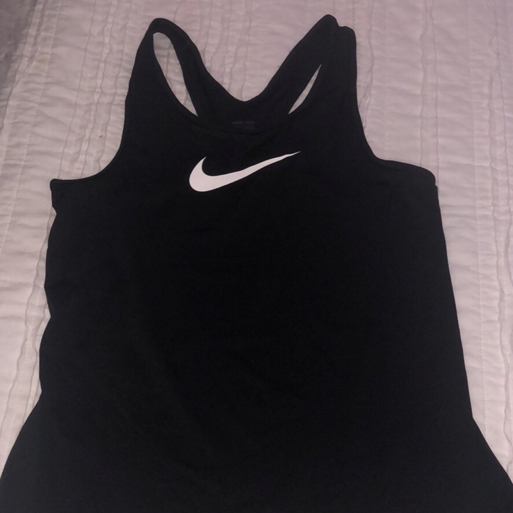 Nike tank